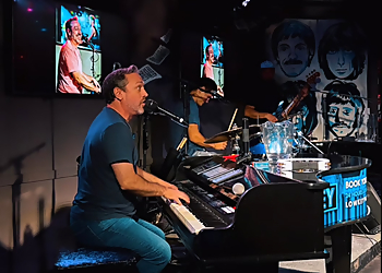 Tempe Night Clubs Low Key Piano Bar