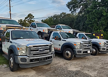 Lowery Towing Savannah Towing Companies image 1