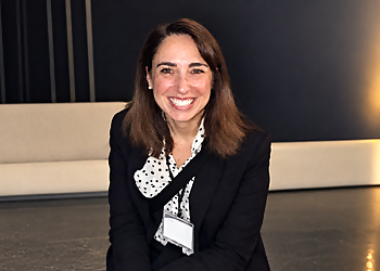 Luana Pillon, MD - Kidney, Dialysis & Hypertension Specialists Luana Pillon, MD - Las Vegas, NV Nephrologists - Doctor Portrait Image