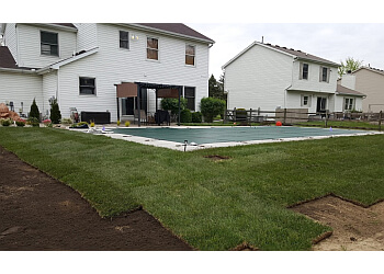 LuckLandscaping Toledo OH 2 