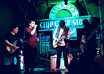 Eugene Night Clubs Luckey's Club