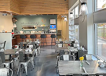 Lucky Brunch - Sterling Heights, MI Cafe - Restaurant Exterior Image
