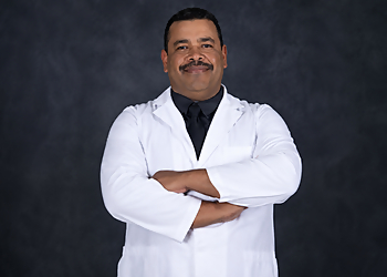 Luis Salayandia, MD - El Paso, TX Rheumatologists - Doctor Portrait Image