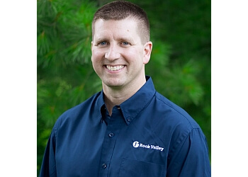 Luke Acklie, PT, OCS, SCS, CSCS - ROCK VALLEY PHYSICAL THERAPY Peoria Physical Therapists