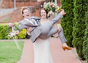 Newport News Wedding Photographers Luke & Ashley Photography