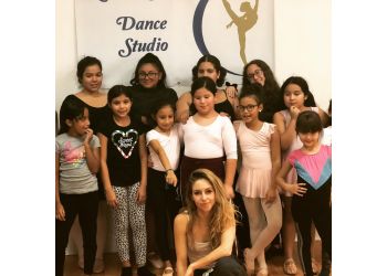 Newark dance school Luna Mia Dance Studio