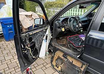 Seattle Locksmiths Luu Locksmith Inc.