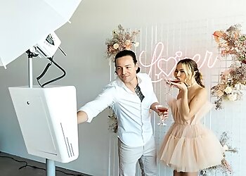 Pittsburgh Photo Booth Companies Lux Photobooth