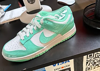 Atlanta Shoe Stores Luxury Box ATL