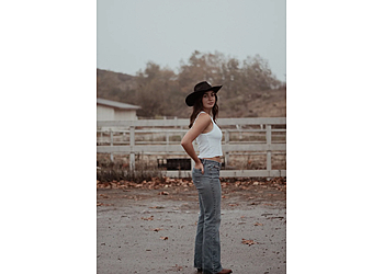 Thousand Oaks Portrait Photographers Lyfe Photos