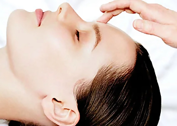 Clarksville Spas Lyndon’s Salon & Spa