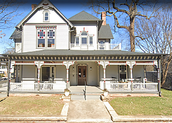 Winston Salem Real Estate Lawyers Lynne Holton - HOLTON LAW FIRM