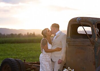 Eugene Wedding Photographers MJ's Photography