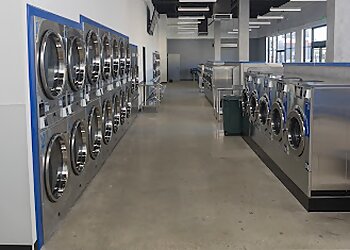 Burbank Commercial Cleaning Services MNZ Janitorial Services, Inc