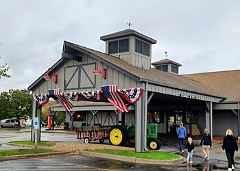 Rockford American Restaurants Machine Shed Restaurant