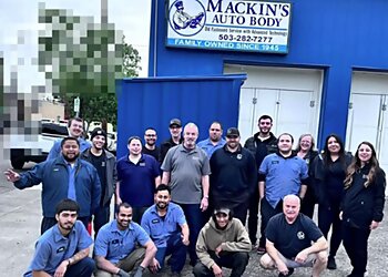 Portland Auto Body Shops Mackin's Hollywood Auto Body