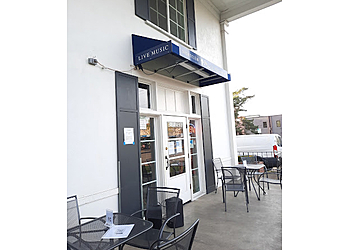 Mac's Restaurant & Nightclub Eugene Night Clubs image 1