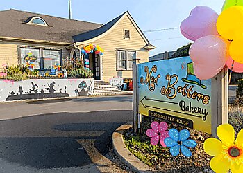 Eugene Cakes Mad Batters Bakery