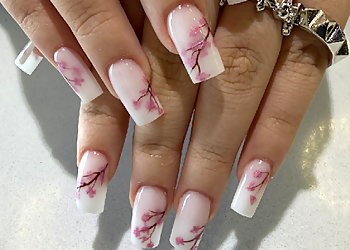 Madison Nail Lounge - Madison, WI Nail Salons - Nail Enhancements