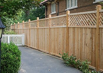 Cincinnati Fencing Contractors Mae Fence