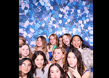 Mae Photo Booths LLC - Aurora, IL Photo Booth Companies - Service Image