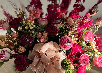 Mae's Flowers and Gifts - Aurora, CO Florists - Fresh Flowers Image