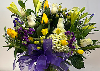 Mae's Flowers and Gifts - Aurora, CO Florists - Bouquet Image