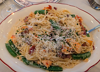 Maggiano's Little Italy Atlanta Atlanta Italian Restaurants image 1