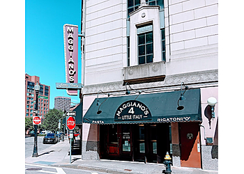 Boston Italian Restaurants Maggiano's Little Italy Boston
