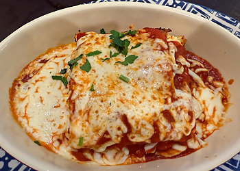 Maggiano's Little Italy Overland Park Overland Park Italian Restaurants image 1