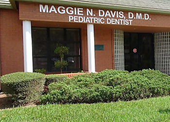 Clearwater Kids Dentists Maggie Davis, DMD - DR. MAGGIE DAVIS & ASSOCIATES PEDIATRIC DENTIST