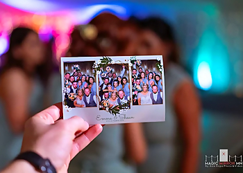 Magic Mirror MN - St Paul, MN Photo Booth Companies - Digital Photo Booth
