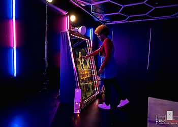 Magic Mirror MN Magic Mirror MN - St Paul, MN Photo Booth Companies - Client Service Image