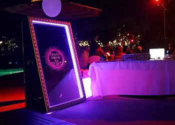 Santa Rosa Photo Booth Companies Magic Mirror Photo Booth