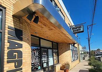 Knoxville Cakes Magpies Bakery