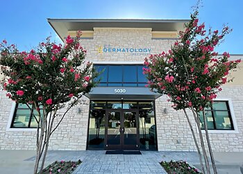 Plano Dermatologists Mahsa Karavan-Jahromi, MD, MPH - U.S. DERMATOLOGY PARTNERS PLANO