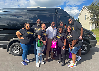 Majestic Transportation - Louisville, KY Limo Service - Van Image