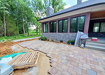 Louisville Landscaping Companies Makk Landscape Group & Stephenson Garden Center