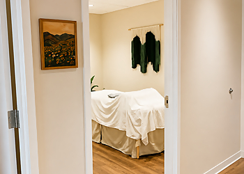 Mama's Acupuncture - Dallas, TX Acupuncture - Treatment Room Image
