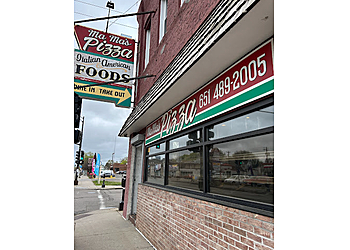 St Paul Pizza Places Mama's Pizza