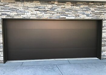 Mammoth Garage Door, LLC Fresno Garage Door Repair image 1