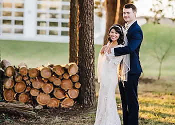 Mandy Chadwick Photography Mandy Chadwick Photography - Clarksville, TN Wedding Photographers - Service Image