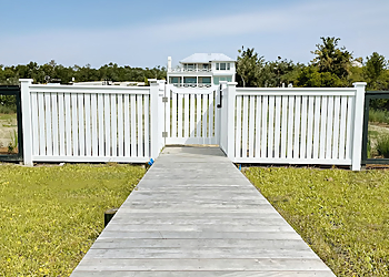 North Charleston Fencing Contractors Maner Fence & Installed Sales