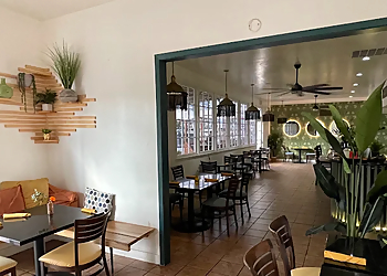 Mango Haus - Bakersfield, CA Vegetarian Restaurants - Restaurant Ambiance Image
