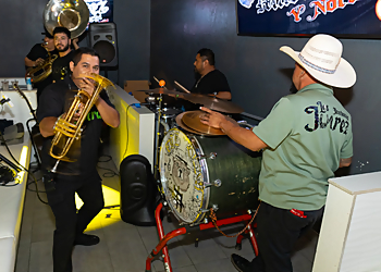 Sacramento Night Clubs Mango's Sacramento