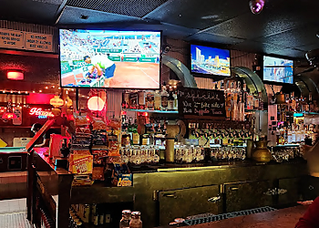 Manhattan Bar - Chula Vista, CA Night Clubs - Interior Image