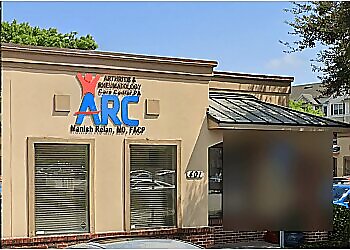 Jacksonville Rheumatologists Manish Relan, MD - ARTHRITIS & RHEUMATOLOGY CARE CENTER