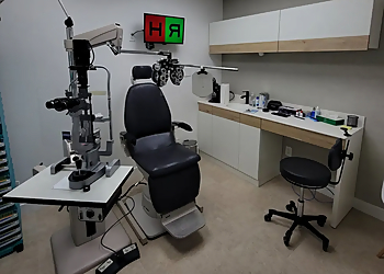 Manny Chatha, OD - Concord, CA Eye Doctors - Treatment Room Image