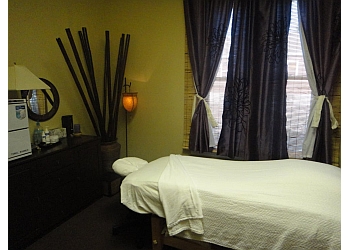 3 Best Massage Therapy in Cincinnati, OH - Expert Recommendations