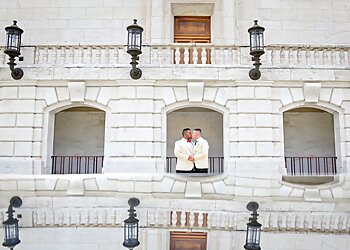 Detroit Wedding Photographers Marci Curtis-The Michigan Wedding Photojournalist